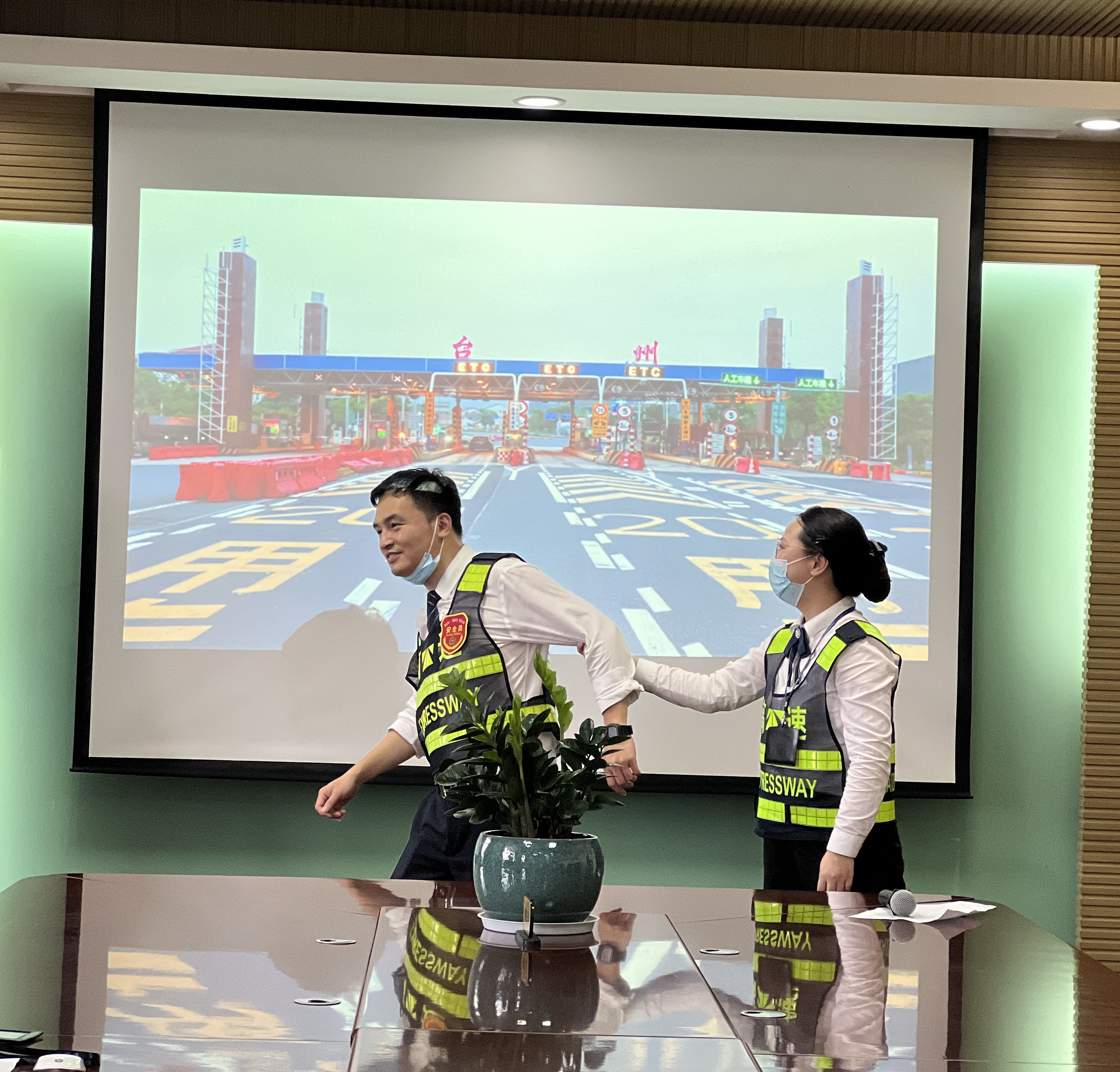 1657529590410058.jpg 296bfdf5999bb51603cd26ec65d7317.jpg